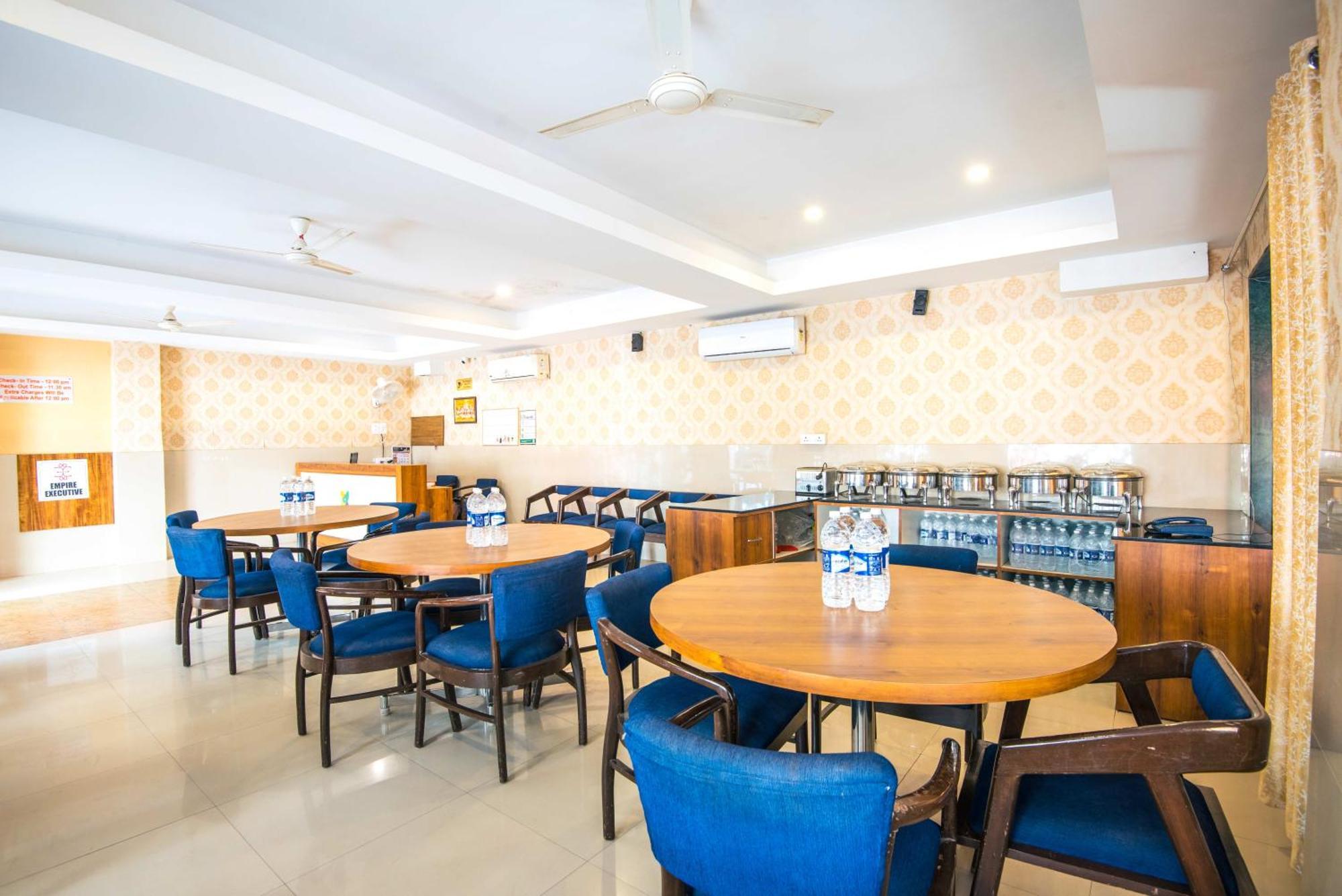 Treebo Empire Executive Premium Hotel Hinjawadi Exterior photo