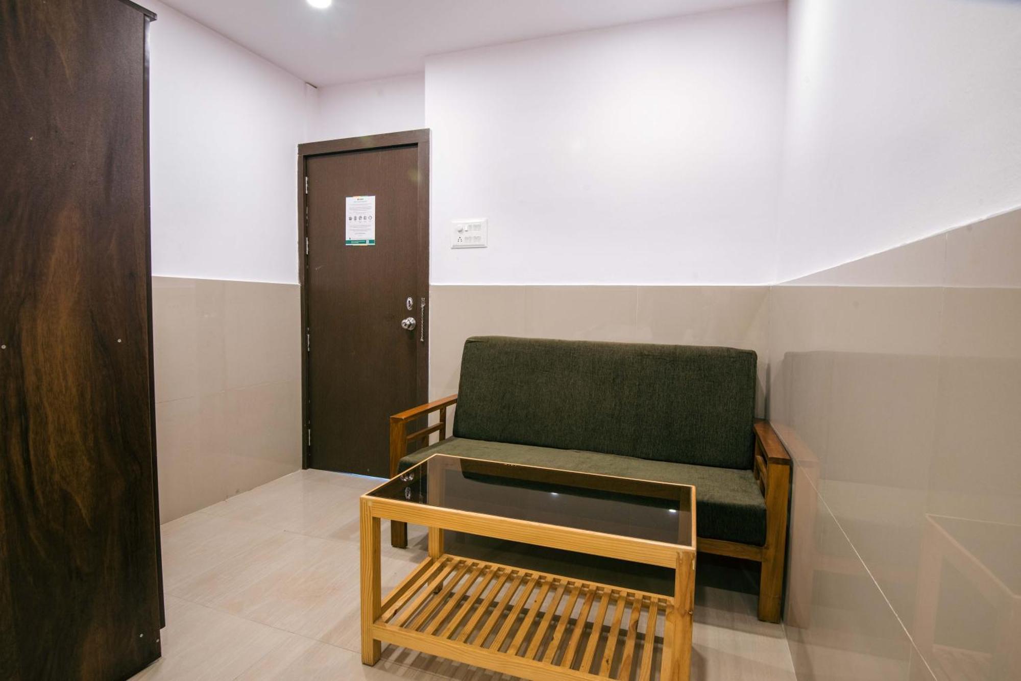 Treebo Empire Executive Premium Hotel Hinjawadi Exterior photo